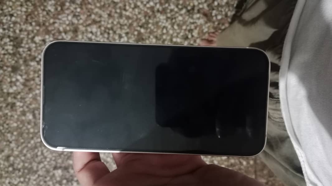 Apple iPhone 13 3