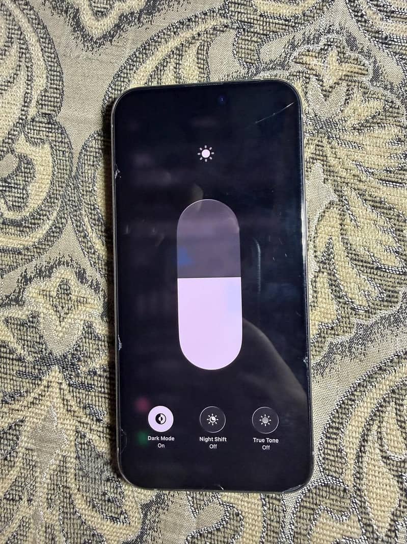 Apple iPhone 15 Pro Max 6