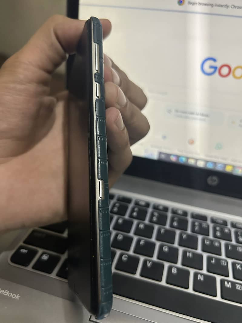 Sharp Aquos R3 2
