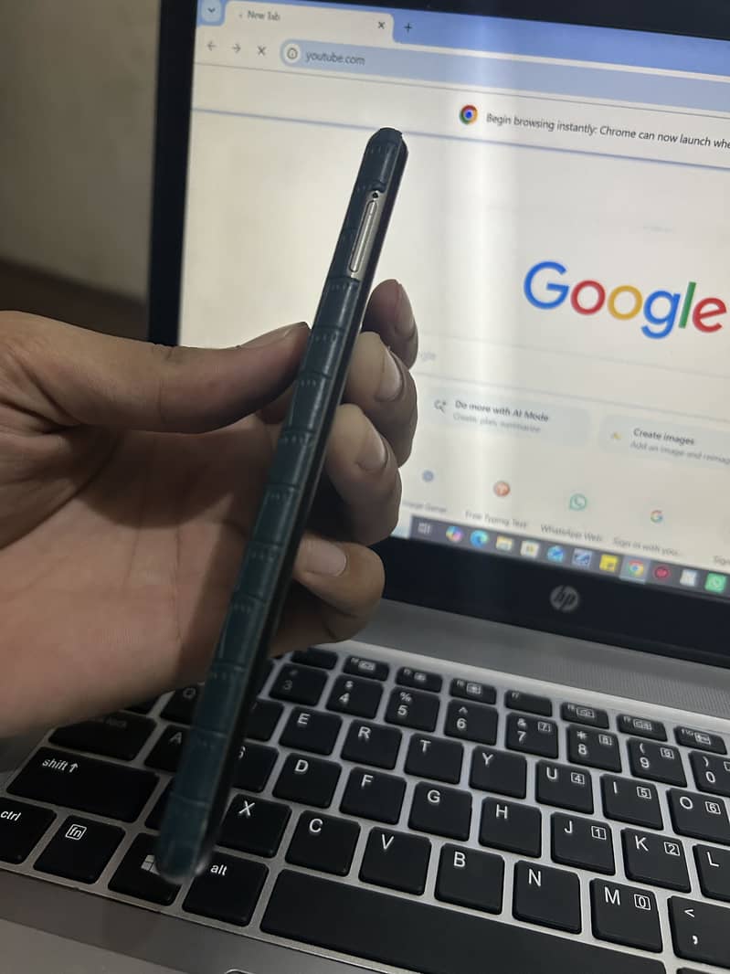 Sharp Aquos R3 3