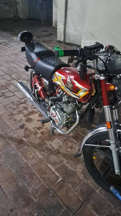 Honda 125 new condition
