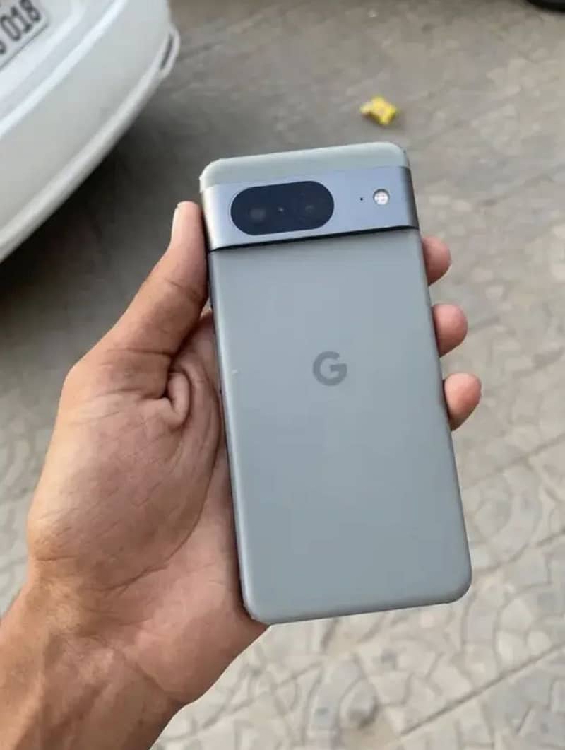 Google Pixel 8 2