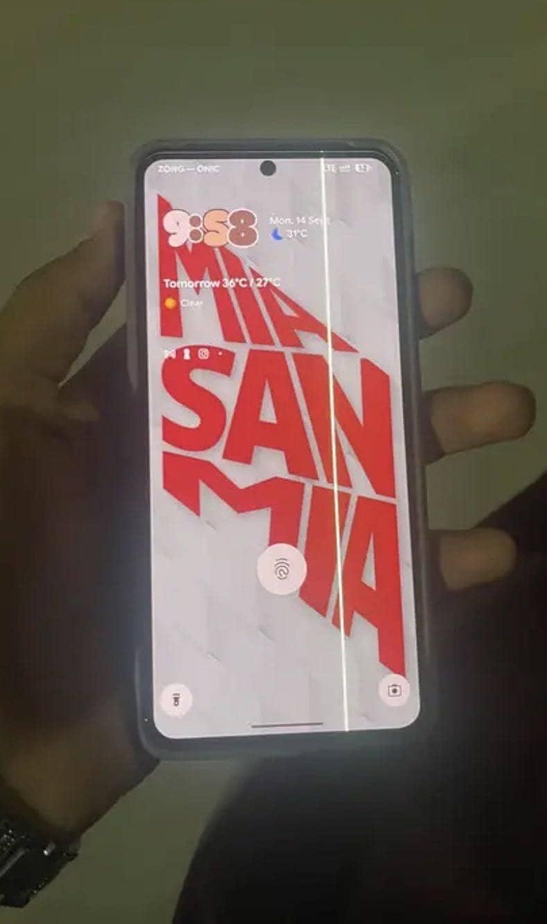 Google Pixel 8 5