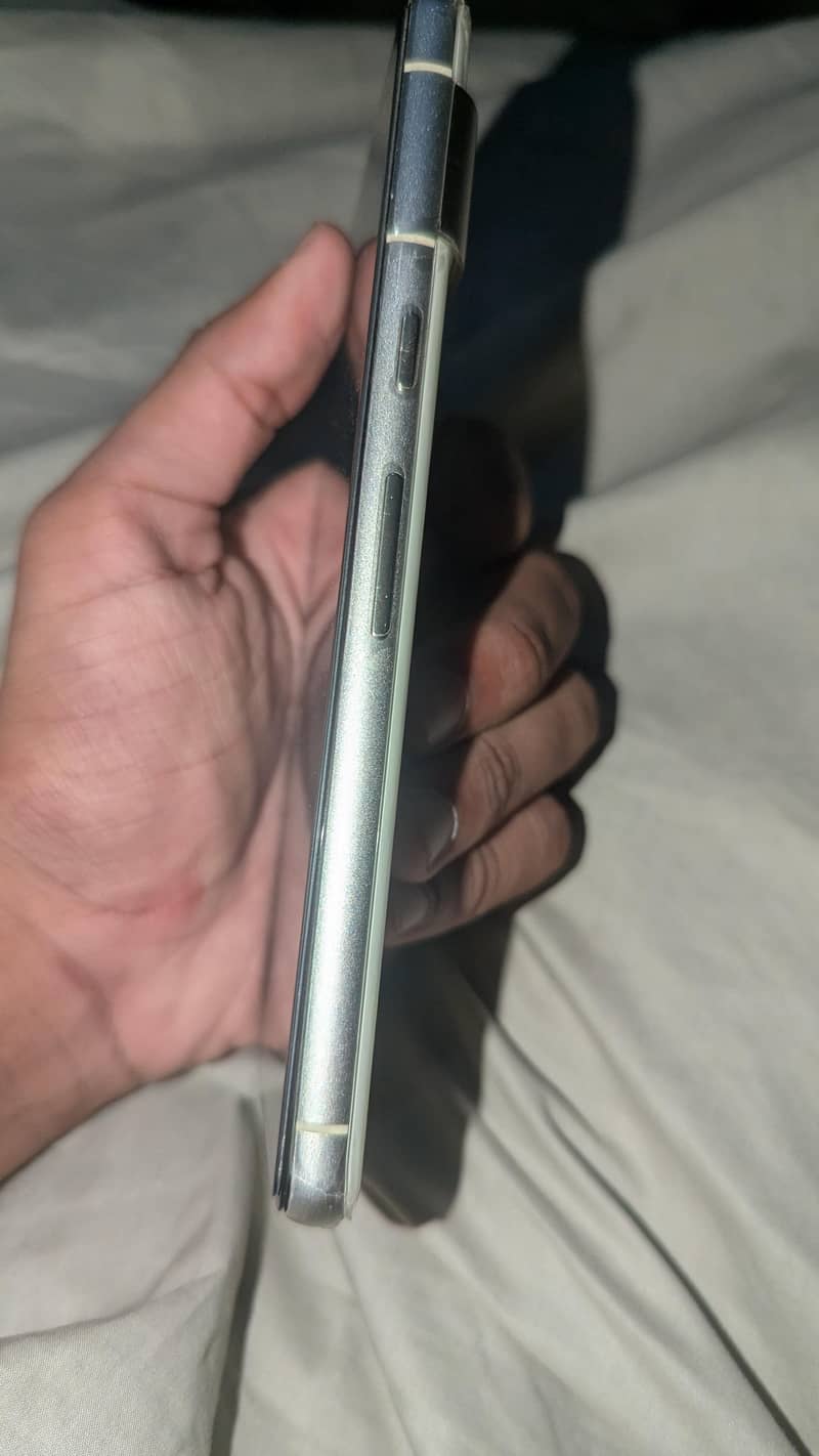Google Pixel 7 5