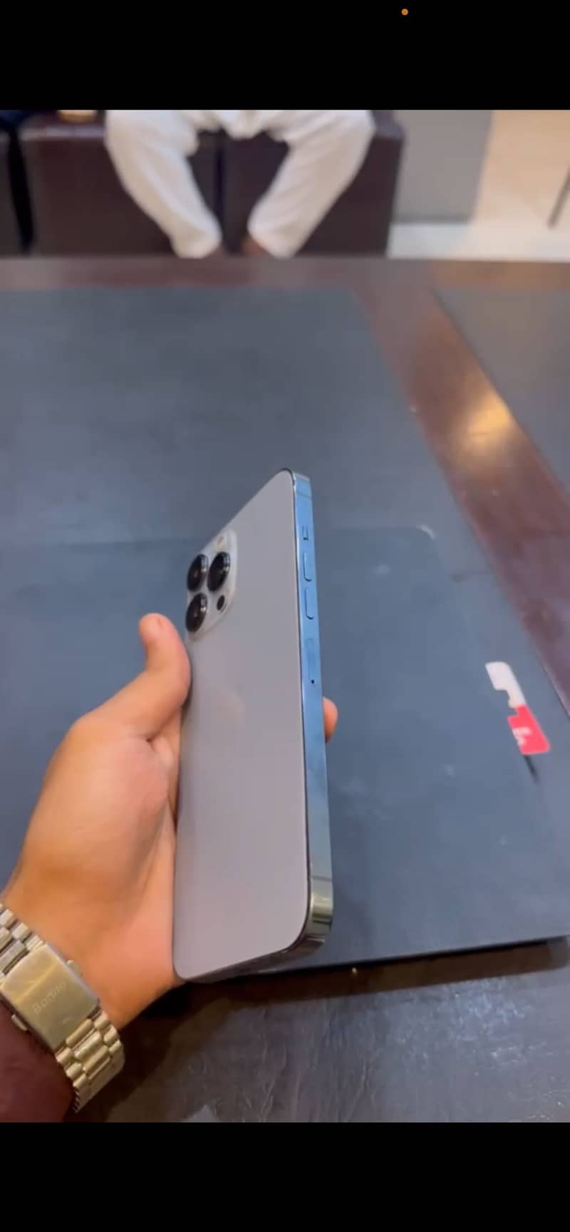 Apple iPhone 13 Pro Max 2