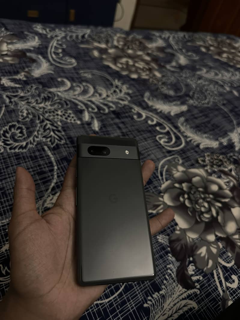 Google Pixel 7a 2