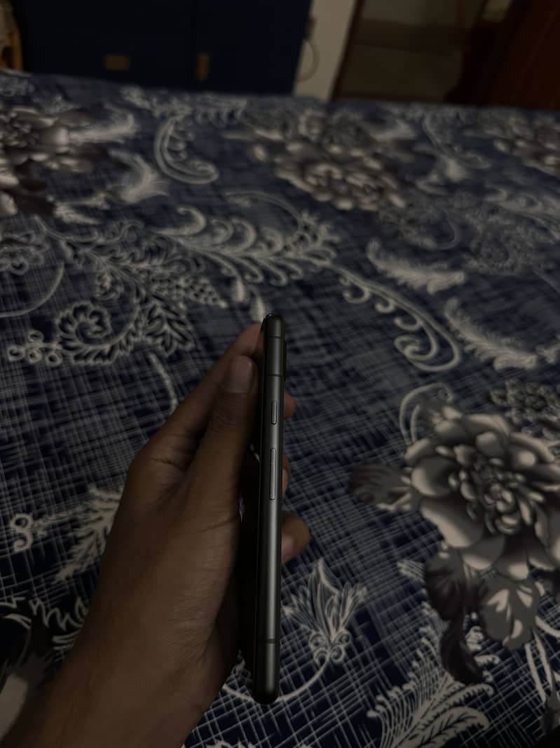 Google Pixel 7a 4