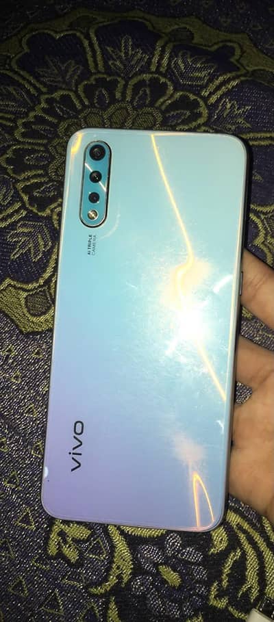 vivo s1 4 128 gb pta aproved box charger availble