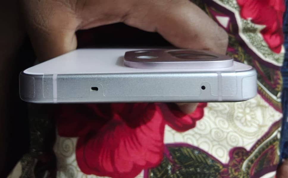 OnePlus 13s 2