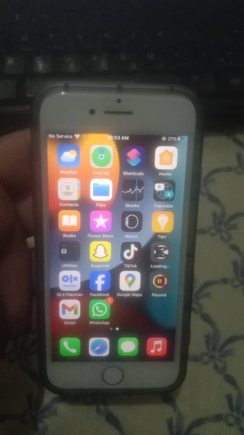 Apple iPhone 7 3