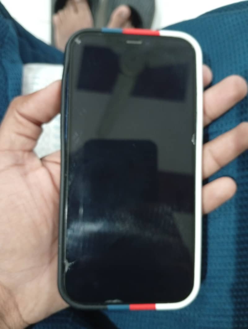 Apple iPhone 12 1