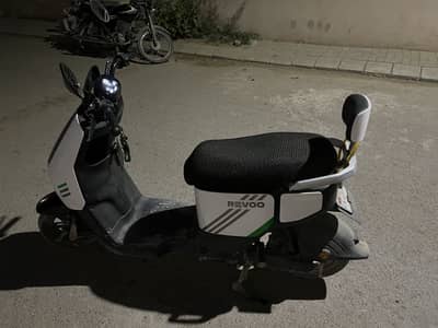 Revoo A10