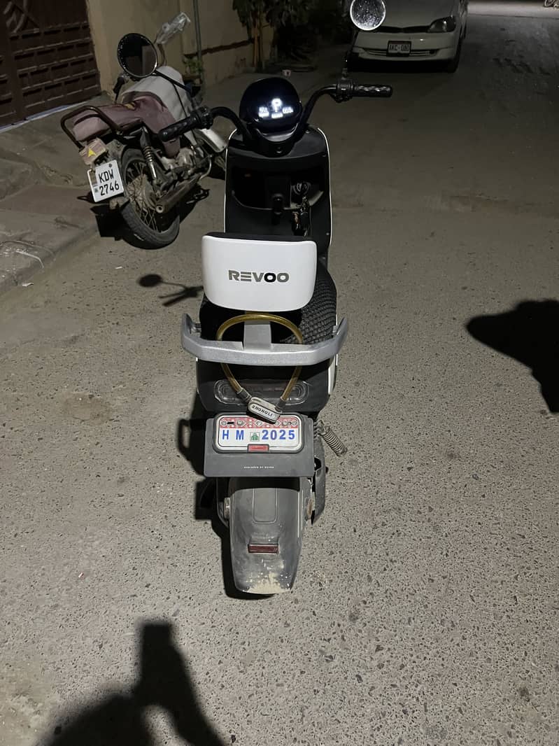 Revoo A10 5