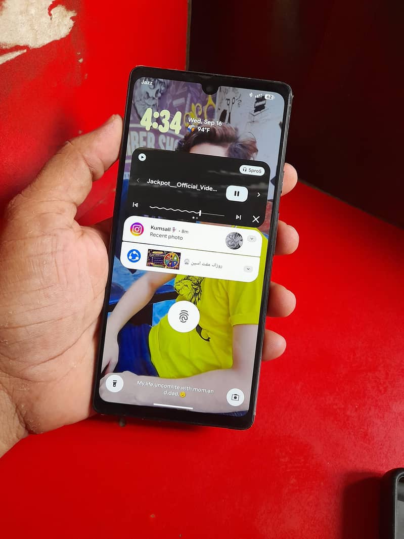 Google Pixel 6a 1