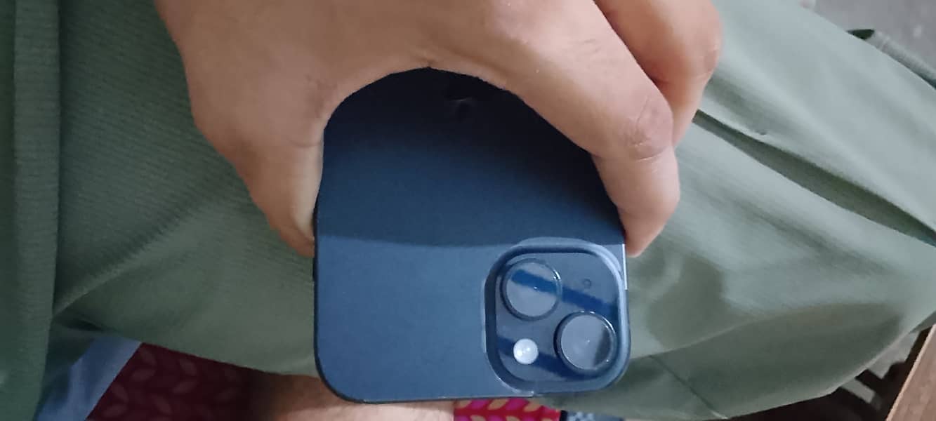 Apple iPhone 15 plus 2