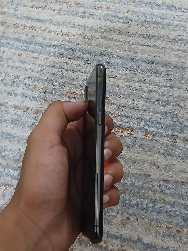 Apple iPhone X 1