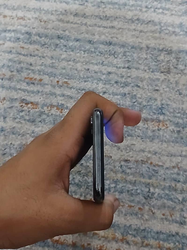 Apple iPhone X 2