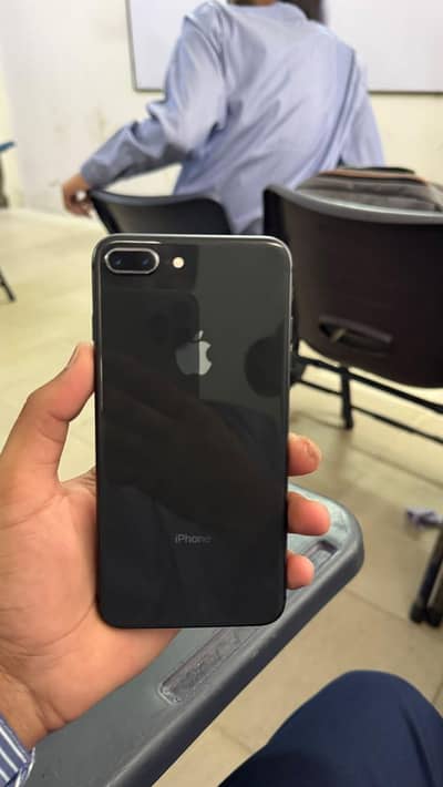 Apple iPhone 8