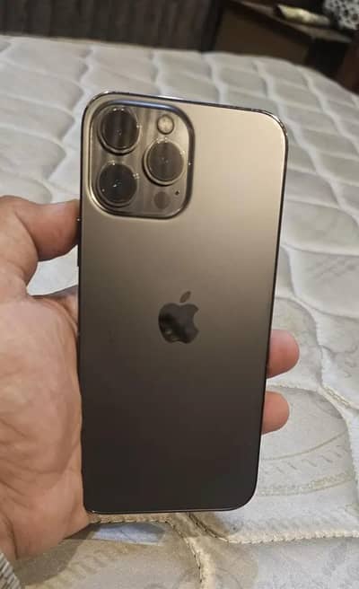 Apple iPhone 13 Pro Max factory unlock