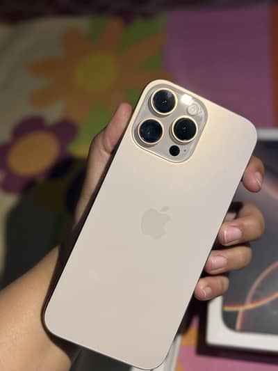 Apple iPhone 16 Pro Max