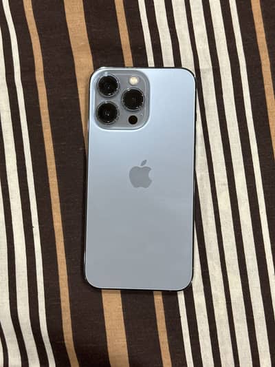 Iphone 13 pro 256 PTA