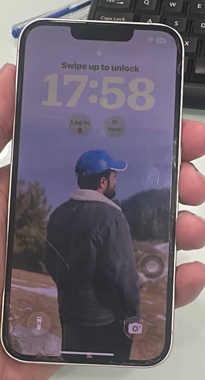 Apple iPhone 13