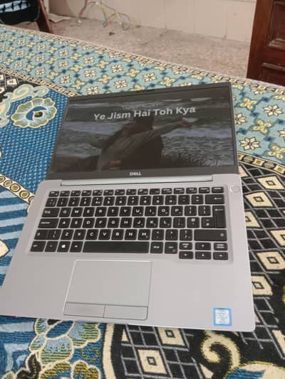 Laptop Latitude 7300