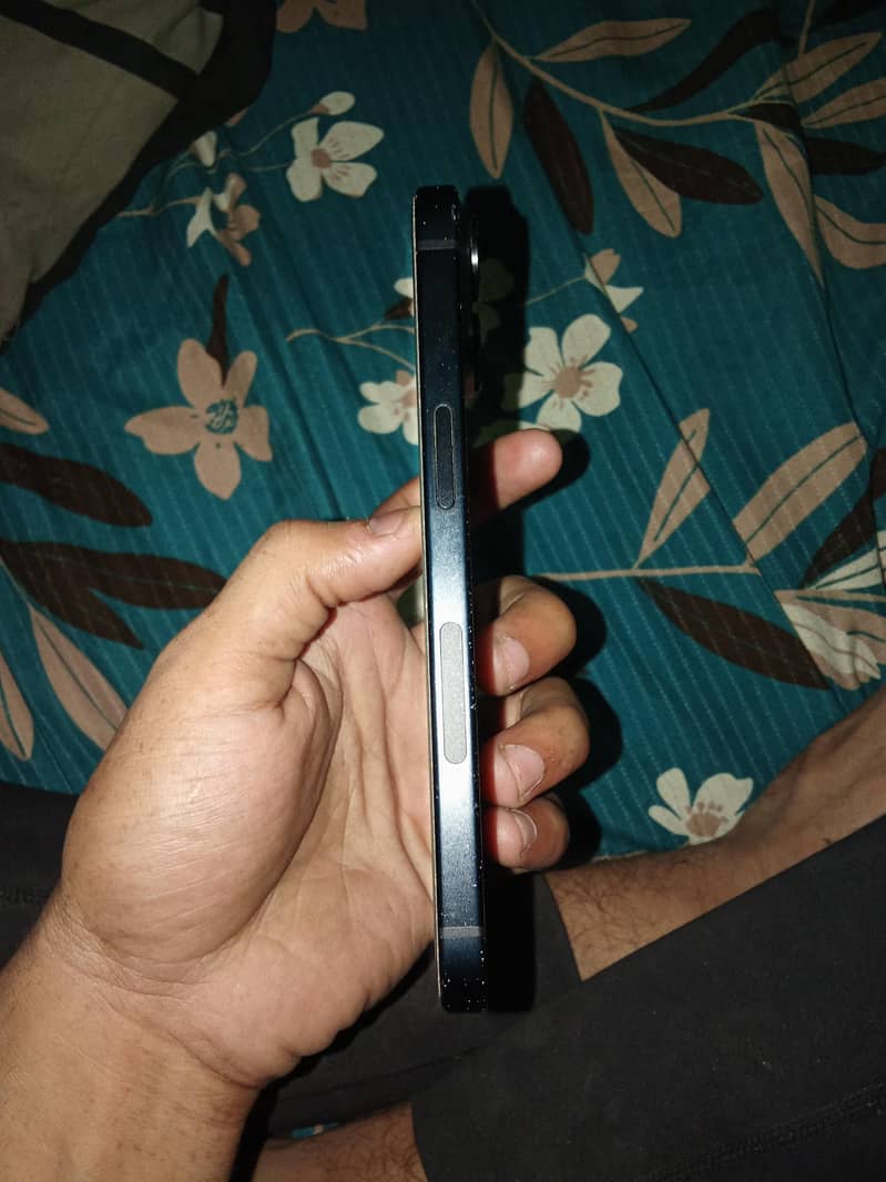 Apple iPhone 15 1