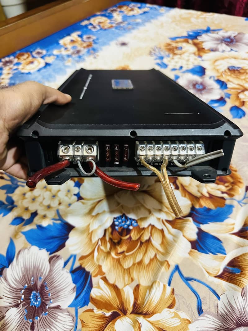 Black bullet amplifier 1