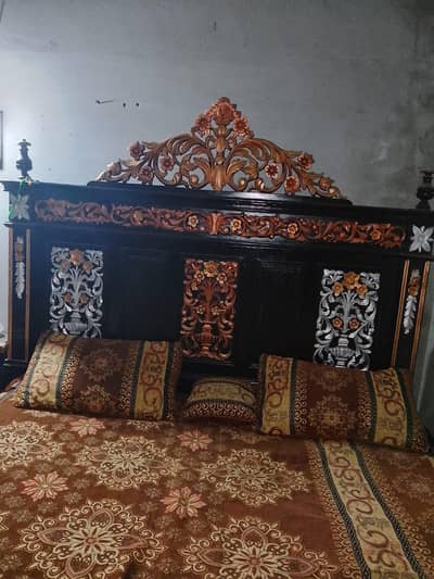 big size Bed matris bhi sath singar maiz 2site table mekub satool
