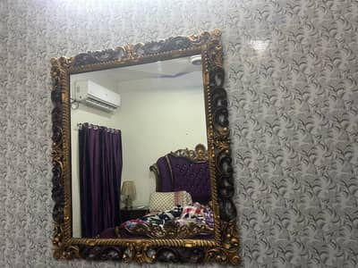 dressing with mirror