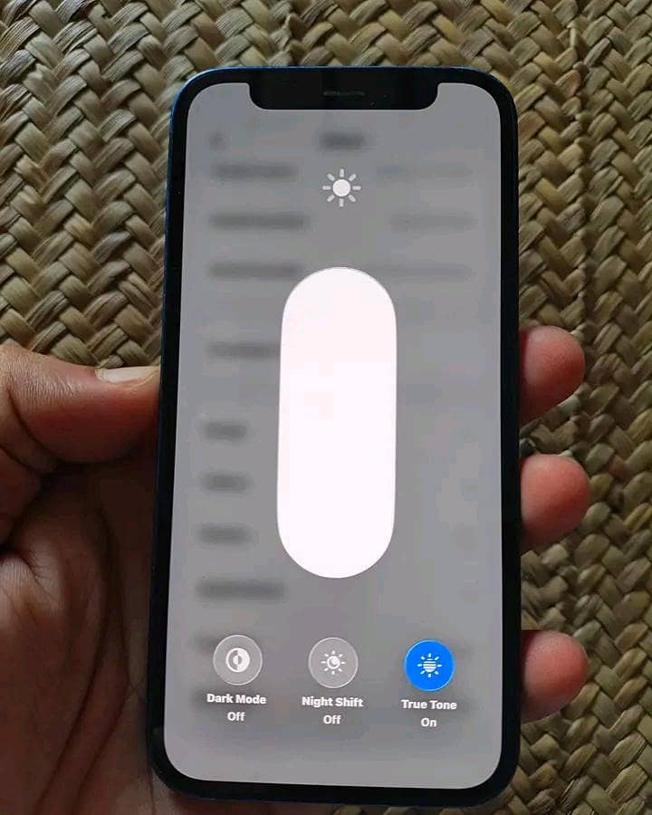 Apple iPhone 12 mini 7
