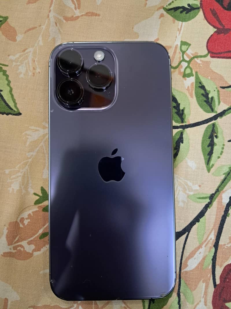 Apple iPhone 14 Pro Max 6