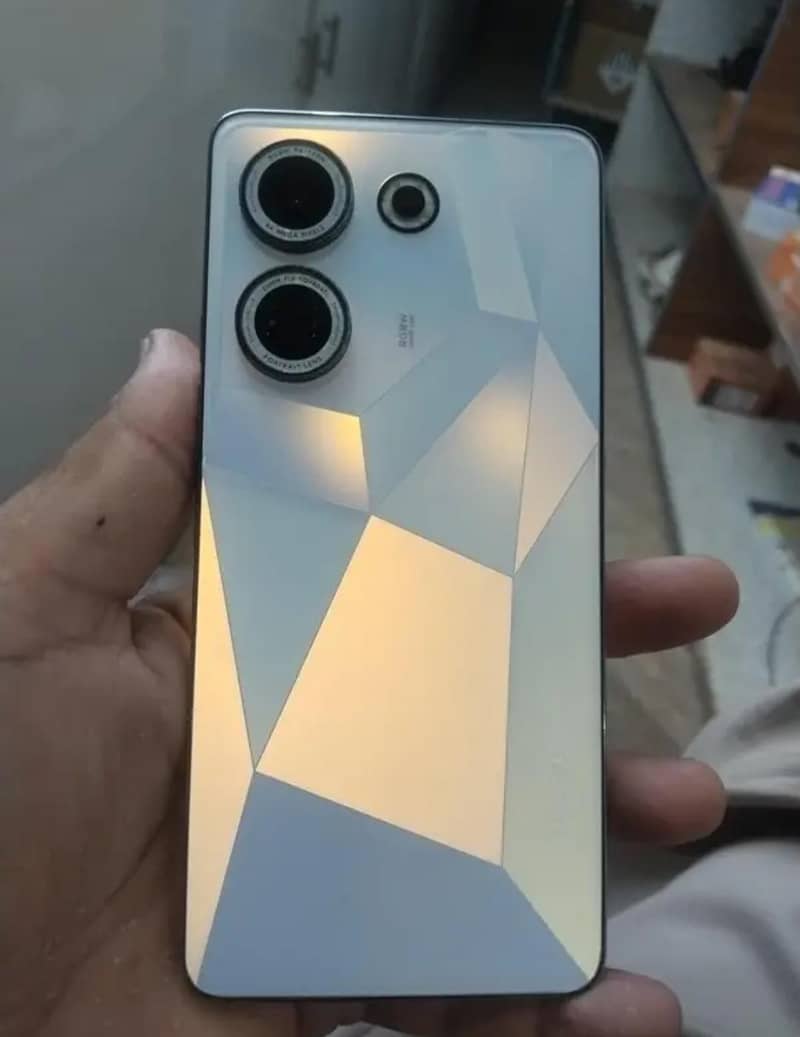 Tecno CAMON 20 0
