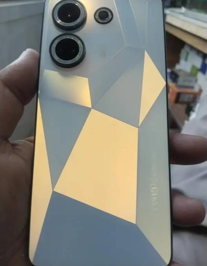 Tecno CAMON 20 2