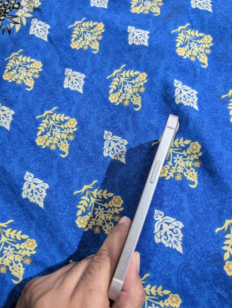 Apple iPhone 13 1