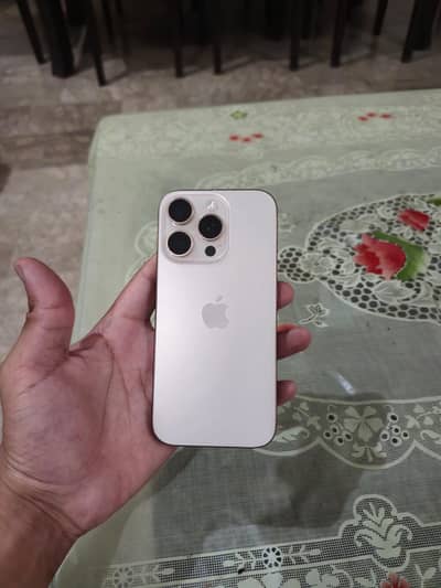 16 Pro 128 gb desert titanium factory unlock
