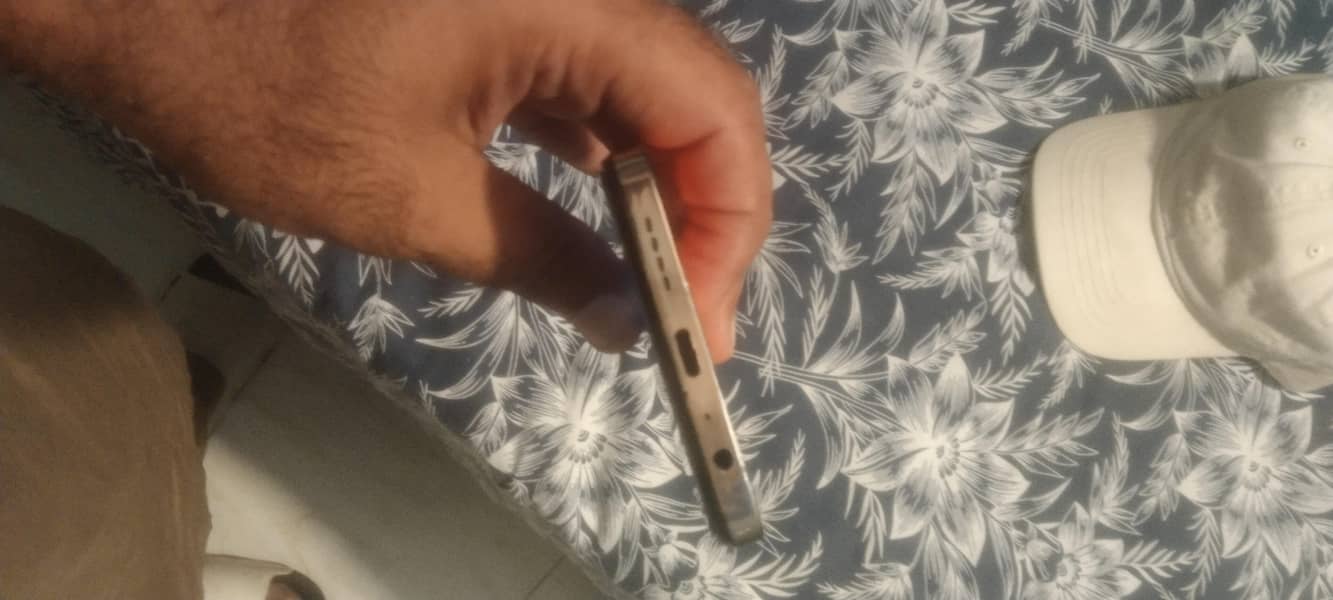 Infinix Note 30 Pro 3