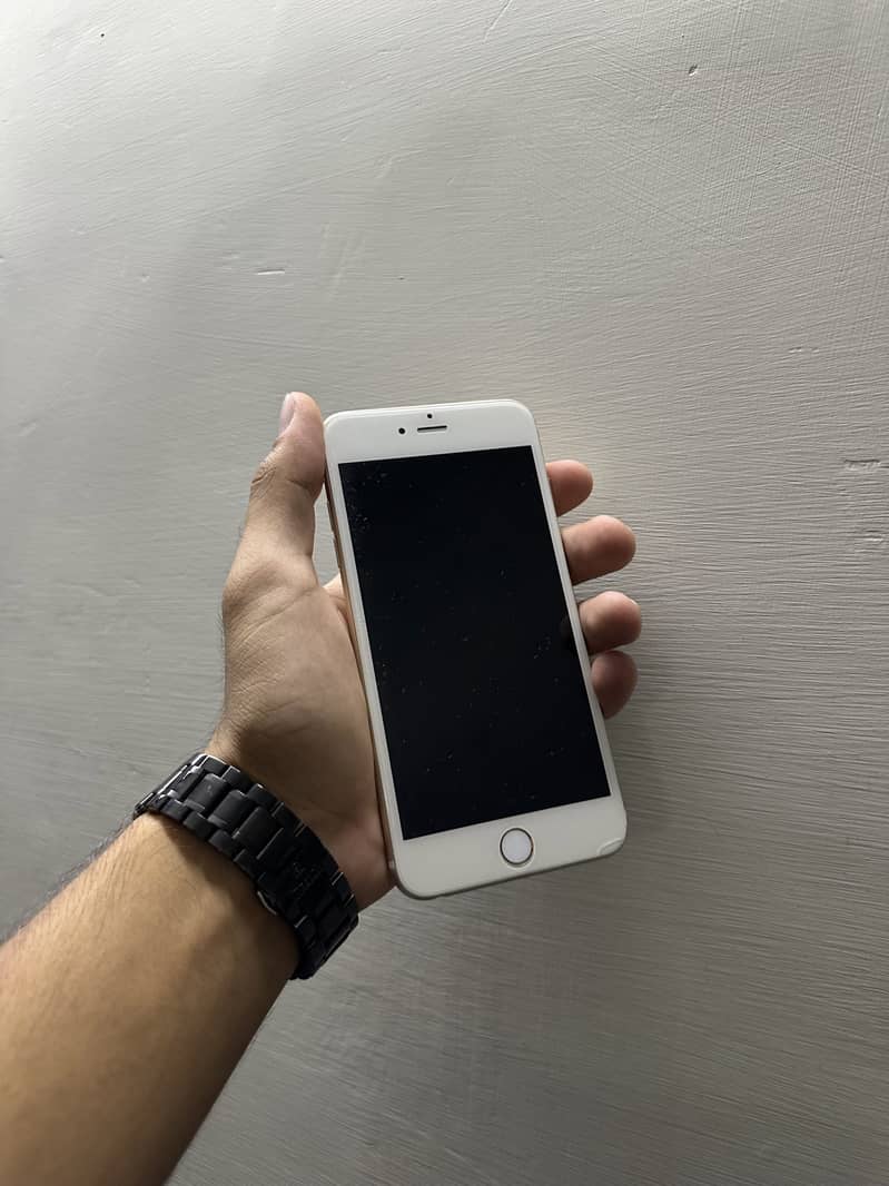 Apple iPhone 6 Plus 1