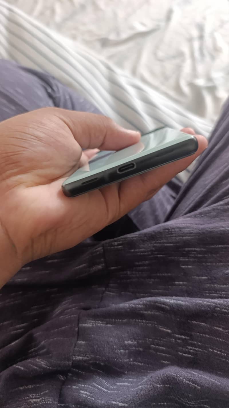 Google Pixel 6a 3