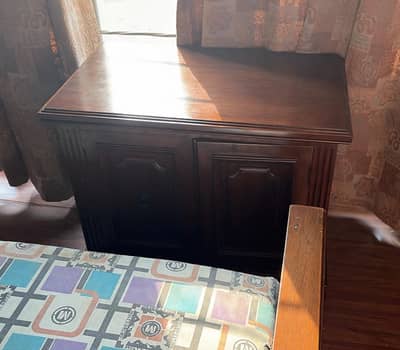 King Size Pure Sheesham Bed + Side Table + Molty Mattress - Urgent Sa
