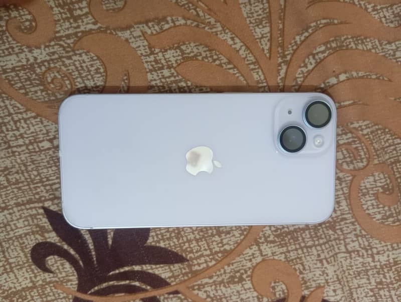 Apple iPhone 14 4