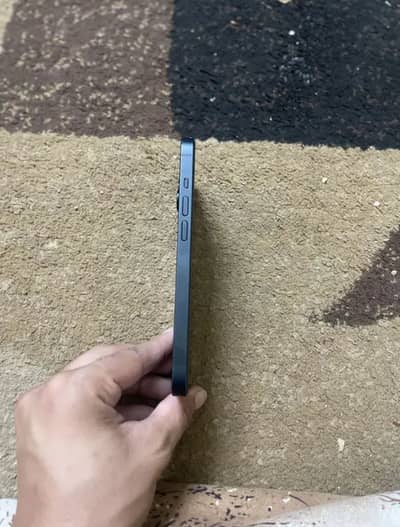 Apple iPhone 14