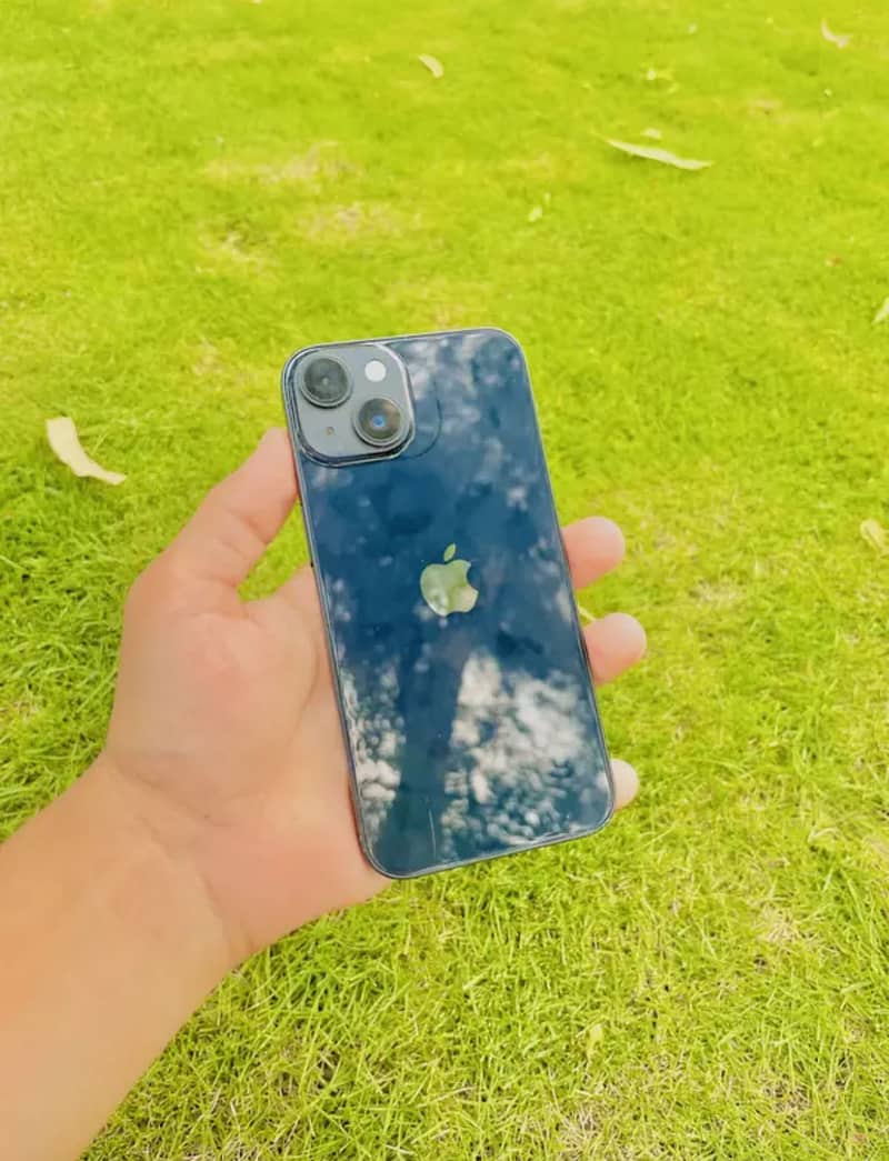 Apple iPhone 14 4