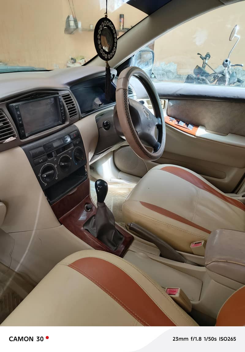Corolla. saloon 6
