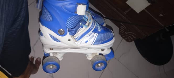 kids roller skates in blue color
