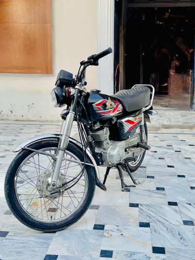 Honda 125( urrgent sale). Exchange possible