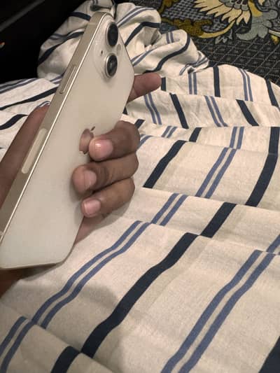 Apple iPhone 14