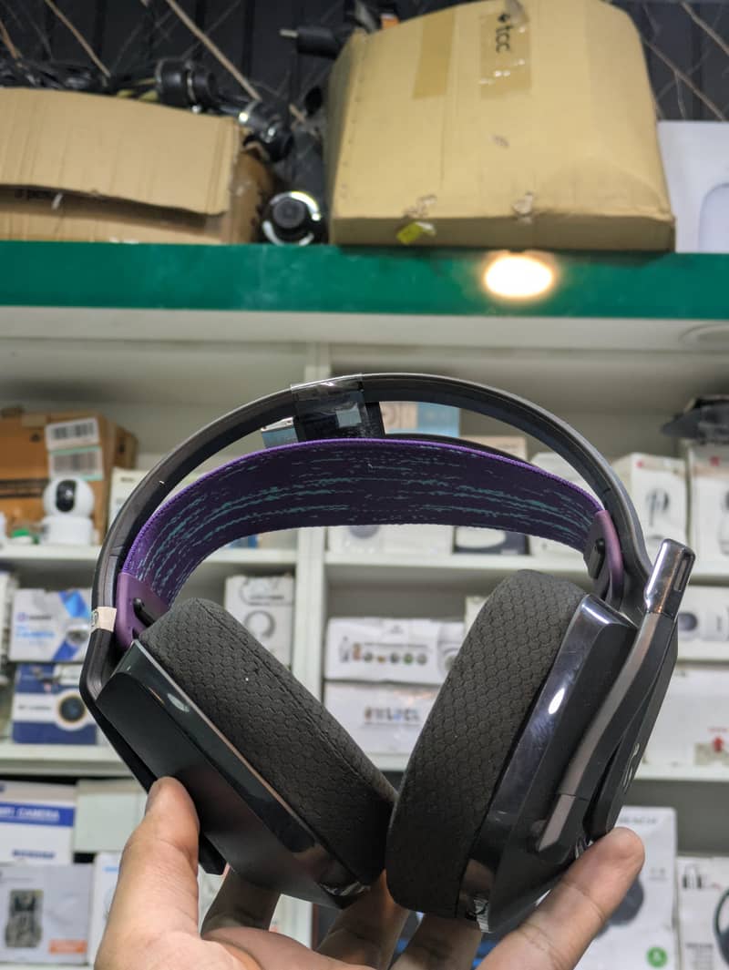 Logitech G535 Lightspeed 0