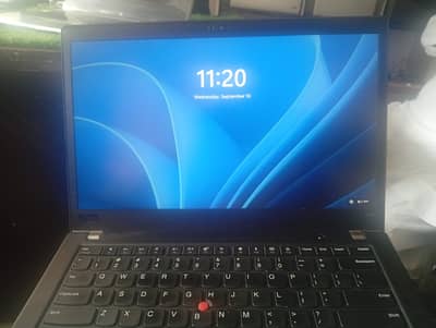 Lenovo i5 8th gen T480s 256/8gb